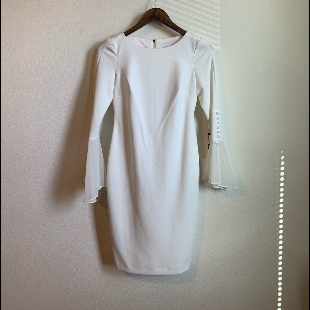 💕Calvin Klein Petite Ruffled-Sleeve Sheath Dress
